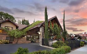 Best Western Plus Yosemite Gateway Inn